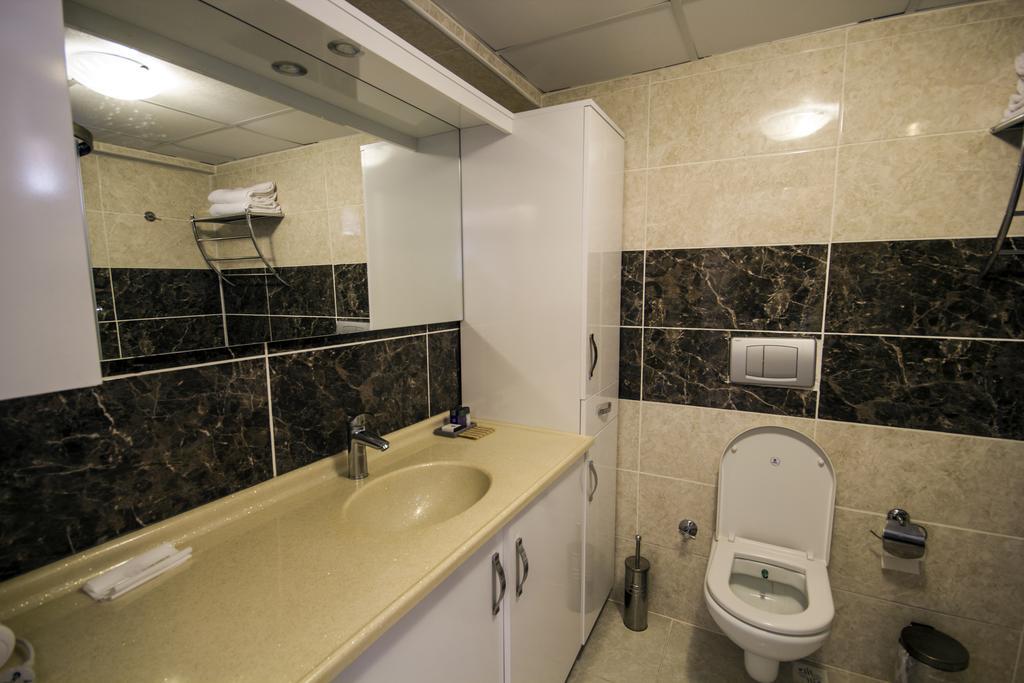 كاراغاتش Passawanda Hotel الغرفة الصورة