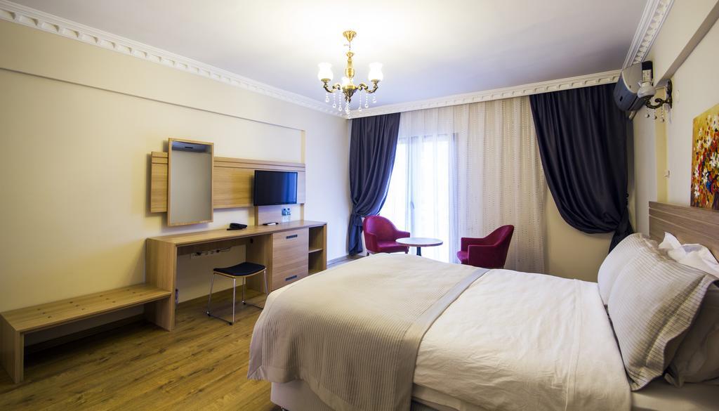 كاراغاتش Passawanda Hotel الغرفة الصورة
