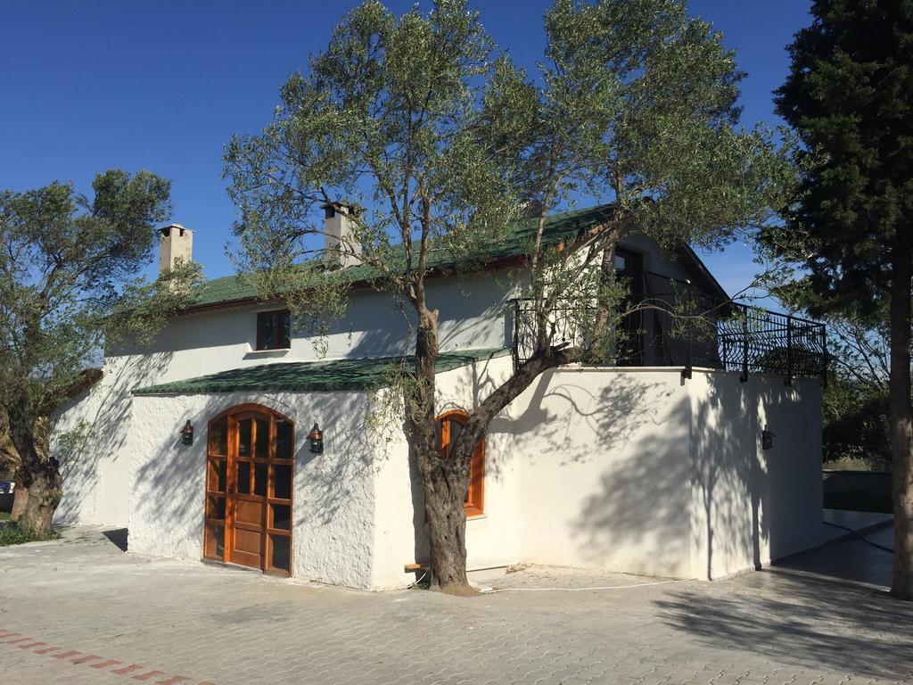 كاراغاتش Passawanda Hotel الغرفة الصورة